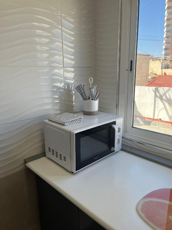 Habitacion Con Terraza En Alicante Luaran gambar